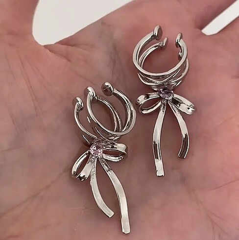 Diğer Earcuff