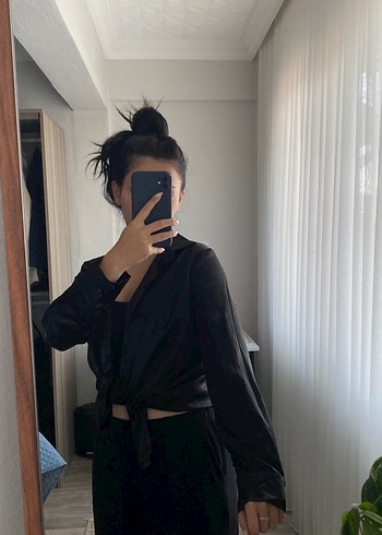 Zara Siyah Saten Kadın Gömlek