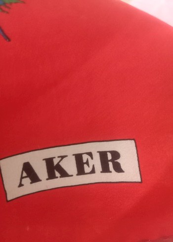 aker marka ipek esarp