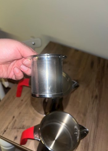 BERNARDO. Kırmızı Saplı Paslanmaz Çelik Çaydanlık - Görsel 6