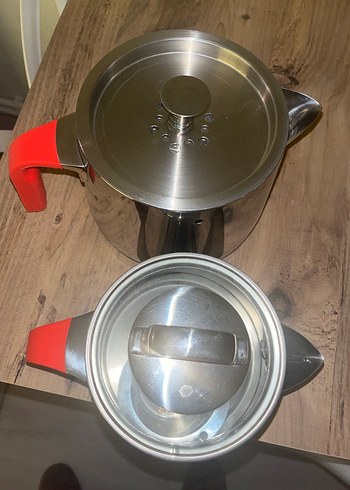 BERNARDO. Kırmızı Saplı Paslanmaz Çelik Çaydanlık - Görsel 5