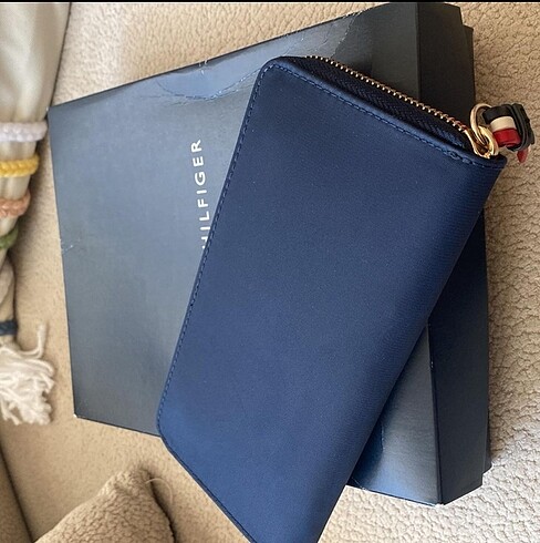 Tommy Hilfiger ORİJİNAL TOMMY HİLFİGER KADIN CÜZDAN
