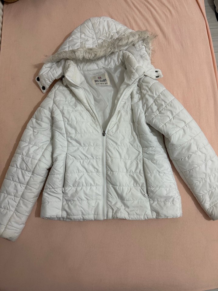 Beyaz Puff Mont - Görsel 2