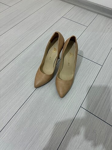 37 Beden camel Renk Stiletto
