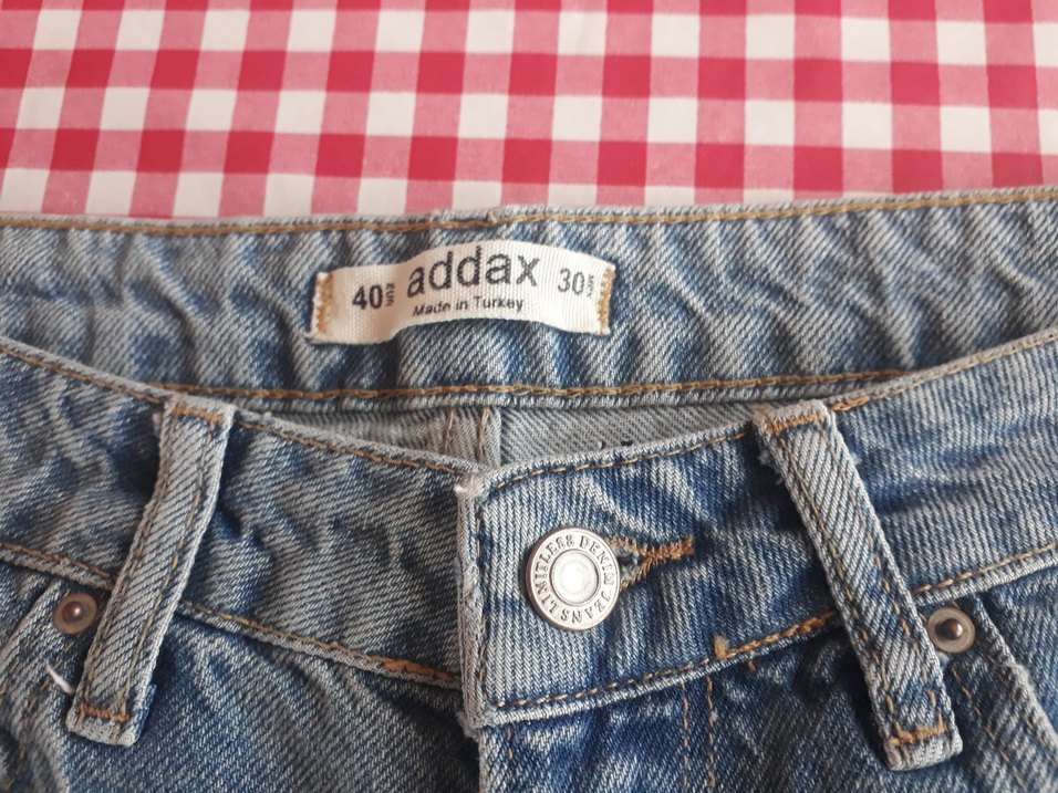 Gevşek Kesim Mavi Denim Mini Şort - Görsel 4