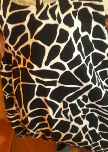 Drapeli Siyah Beyaz Zebra Desenli Hamile Elbisesi - Görsel 7