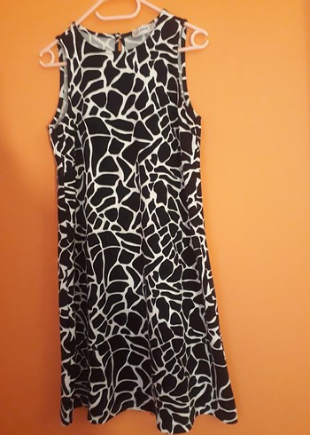 Drapeli Siyah Beyaz Zebra Desenli Hamile Elbisesi - Görsel 2