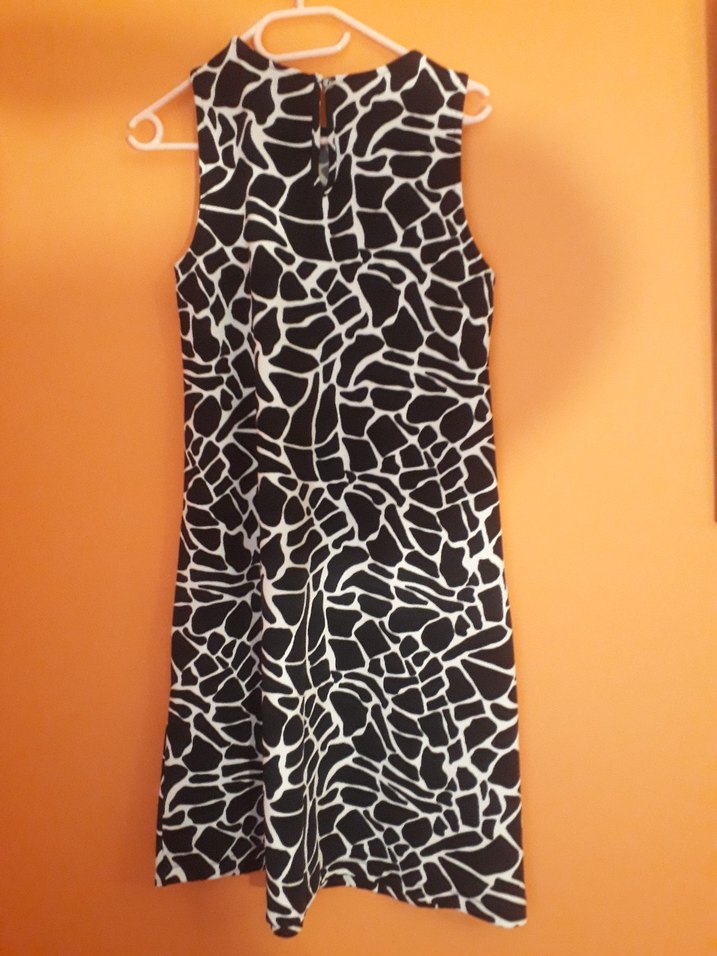 Drapeli Siyah Beyaz Zebra Desenli Hamile Elbisesi - Görsel 4