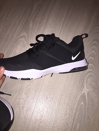 Nike spor ayakkabı