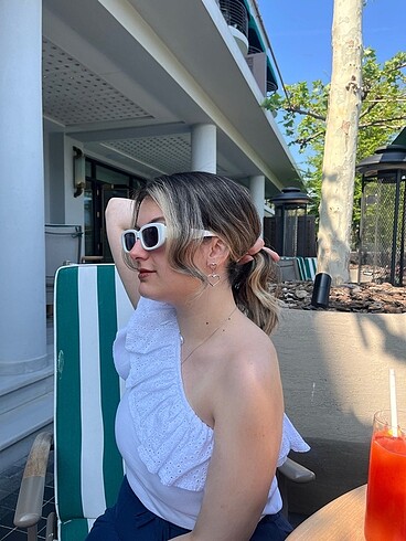 beyaz crop