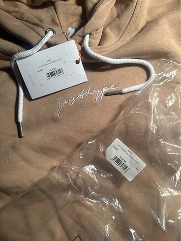 l Beden Hype sweatshirt