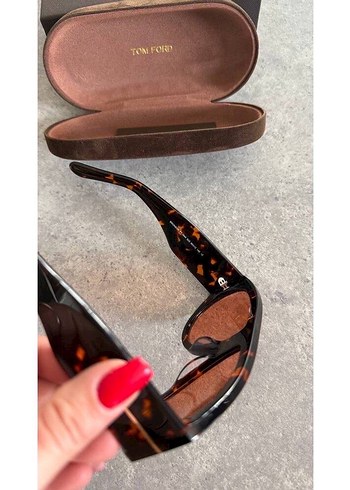 Tom ford Kahverengi Kürklü Kadın Güneş Gözlüğü - Görsel 2