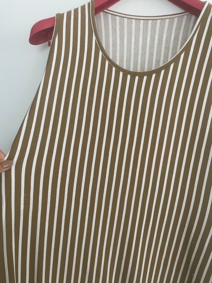 Bej Çizgili Piliseli günlük elbise - Görsel 2