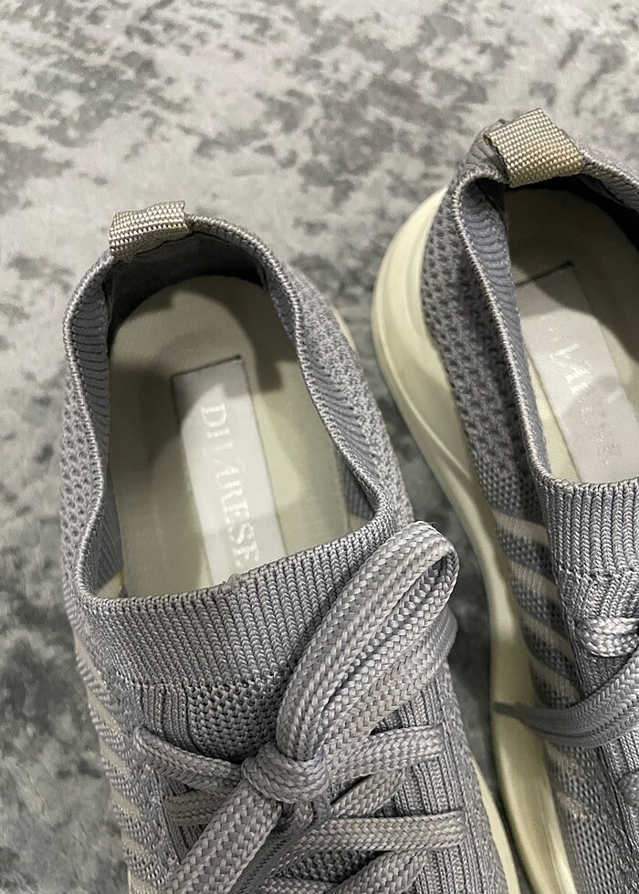 Divarese spor ayakkabı - Görsel 4