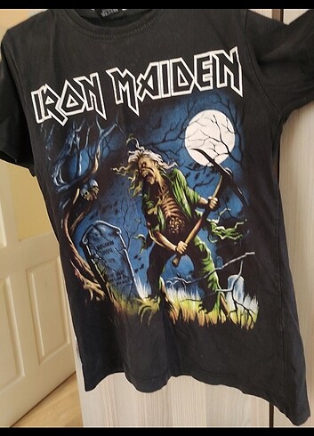 m Beden Iron Maiden grup tişörtü