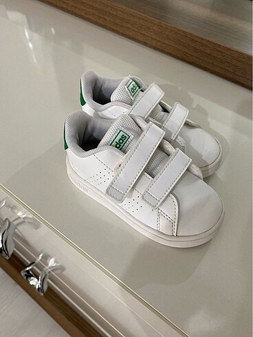 22 Beden Adidas bebek ayakkabı