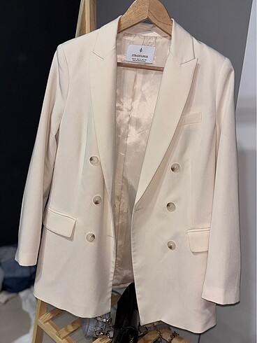 Stradivarius Stradivarius Beyaz Uzun Blazer Ceket