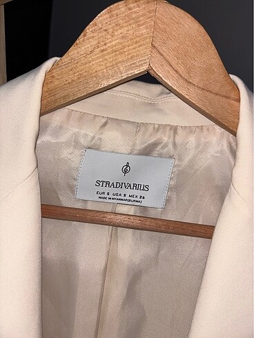 s Beden Stradivarius Beyaz Uzun Blazer Ceket
