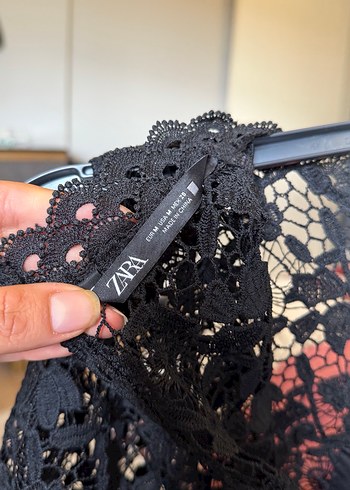 Dantel ve Pilili Midi Siyah Elbise - Görsel 4