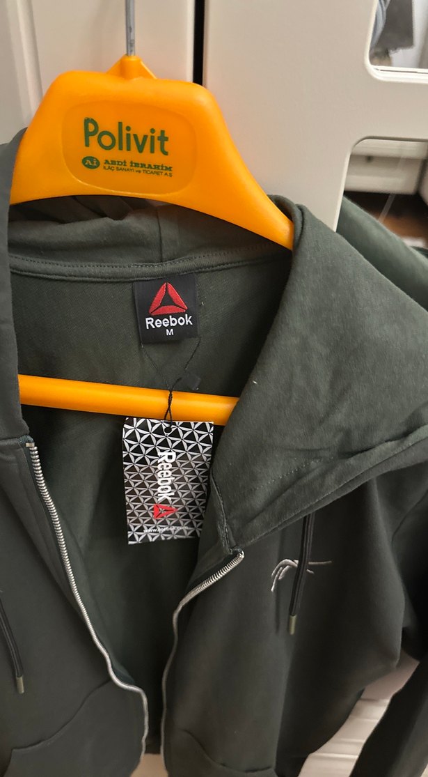 Reebok Erkek Kapüşonlu Fermuarlı Gri Sweatshirt - Görsel 2