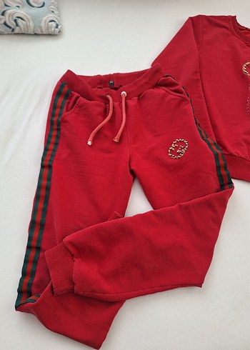 Kızlar için Kırmızı Nakışlı Rahat Takım - Görsel 7