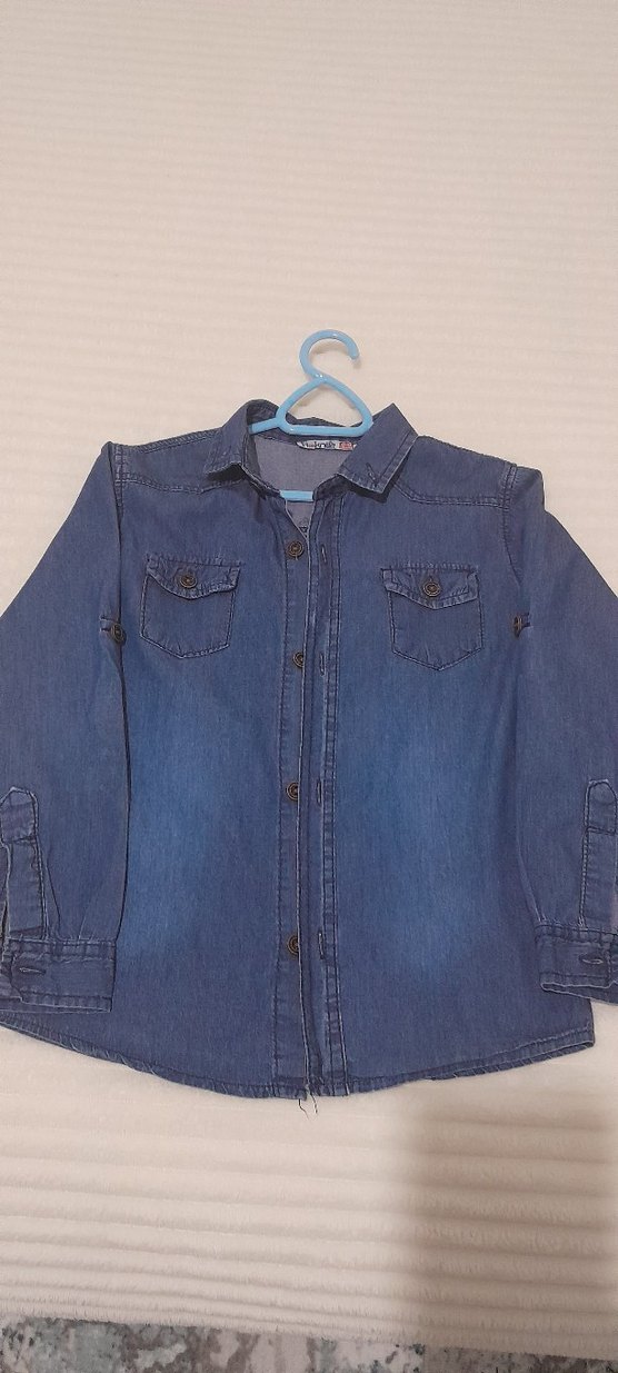 Düğmeli Erkek Çocuk Kot Gömlek - Görsel 2