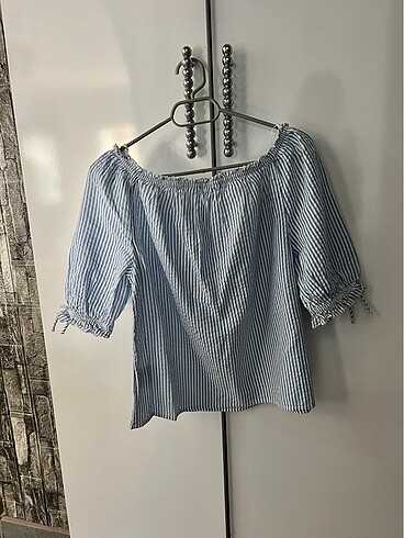 H&M Sıfır 12-13 yaş H@M buluz çok şık