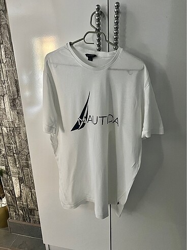 Nautica M beden tişört yepyeni
