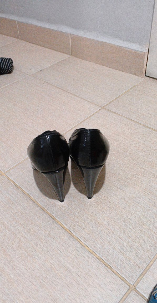 Klasik Siyah Dolgu Topuklu Kadın Abiye Ayakkabı - Görsel 3