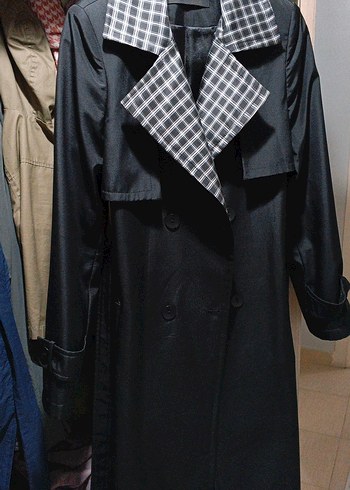 Kemerli Siyah Ekoseli Uzun Kadın Trençkot - Görsel 8