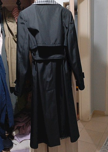 Kemerli Siyah Ekoseli Uzun Kadın Trençkot - Görsel 6