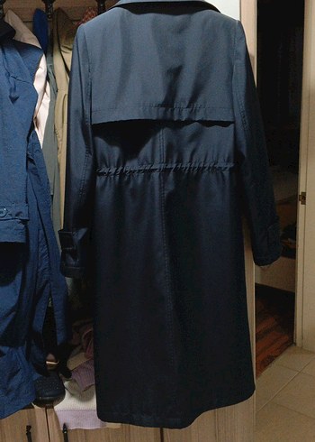 Kadın Lacivert Uzun Belden Kemerli Yağmurluk - Görsel 7