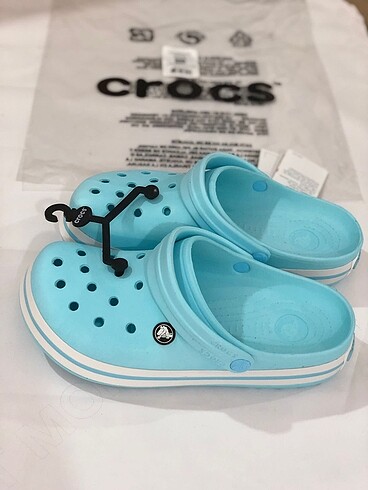 Crocs ????????????