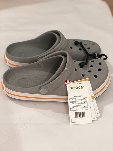 Crocs ????????