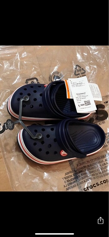 Çocuk crocs ve yetişkin crocs
