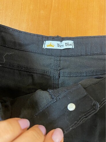 Kadın siyah kısa etek - Görsel 2