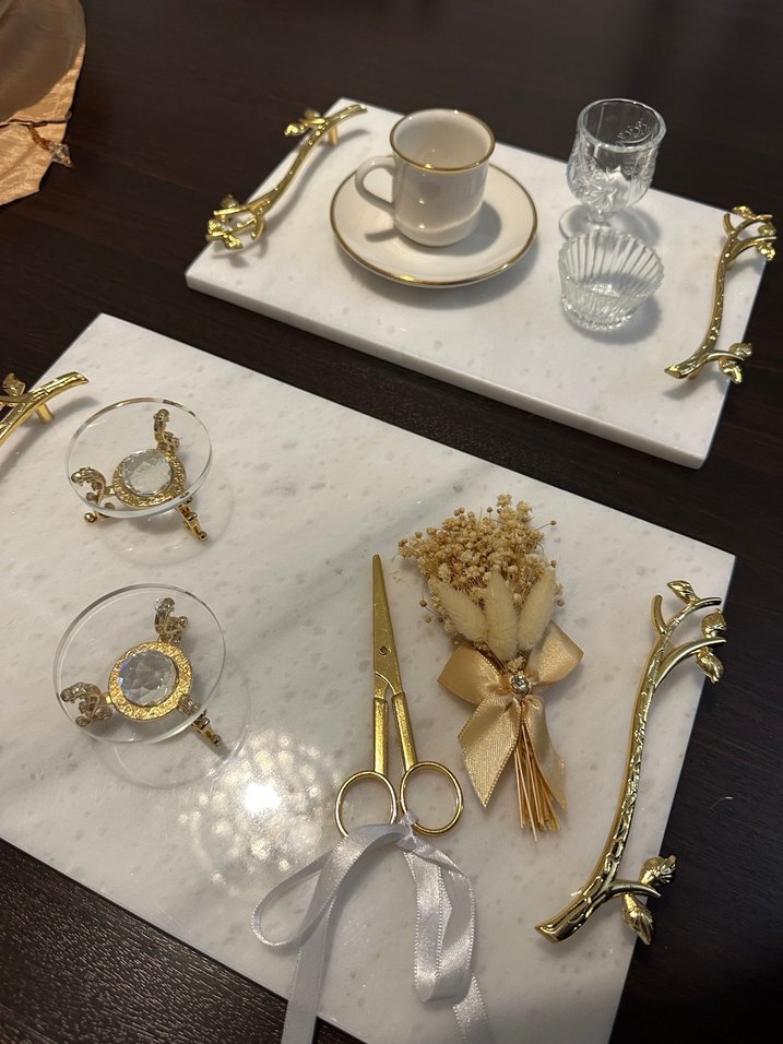 Altın Detaylı Modern mermer Beyaz isteme nişan Tepsisi - Görsel 2