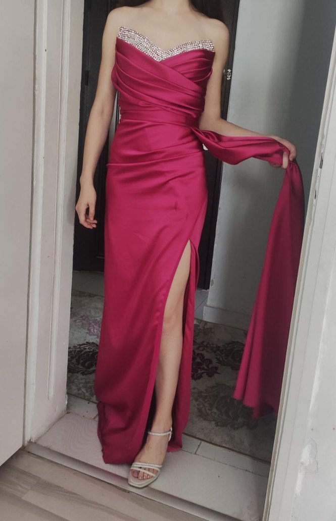 Parlak Pembe Straplez Drapeli Abiye Elbise - Görsel 4