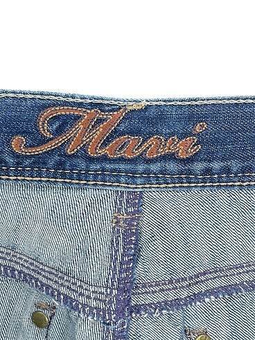 29 Beden çeşitli Renk Mavi Jeans Jean / Kot Şort %70 İndirimli.