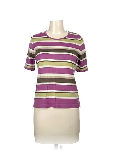 PreLoved T-shirt %70 İndirimli.