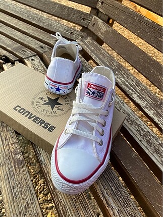 Converse marka ayakkabı