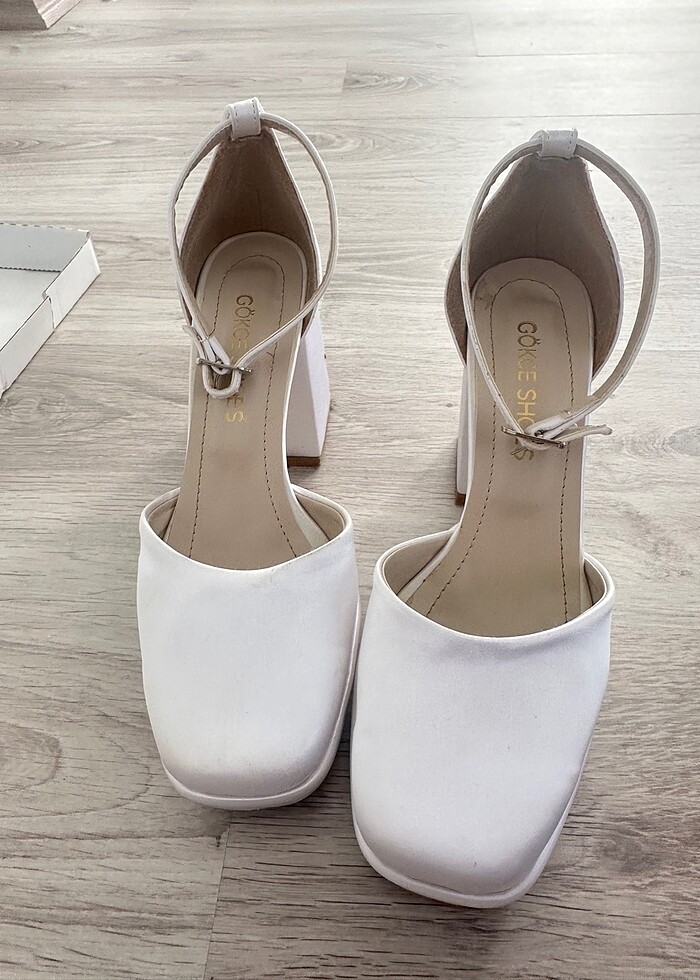 Beyaz kalin topuk - Görsel 2