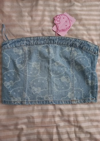 Pull&Bear Hello Kitty üst