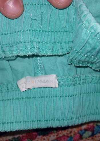 Rahat Kesim Beyaz Bağcıklı Kız Şortu - Görsel 4