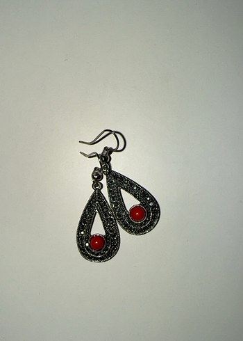 Kırmızı Boncuklu Bohem Küpe - Görsel 2