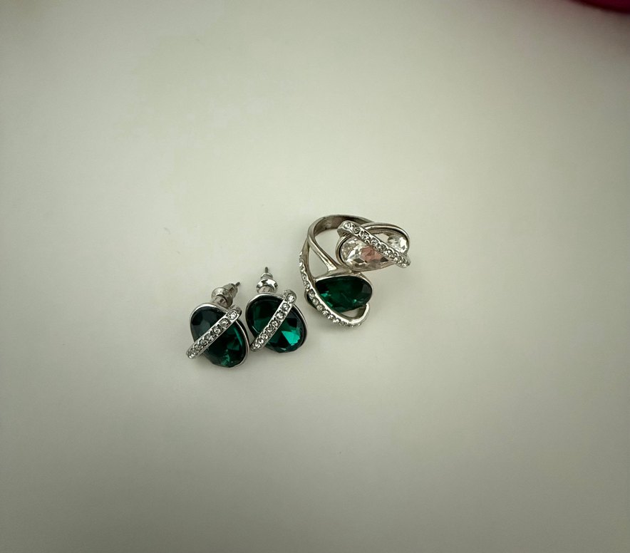 Yeşil Taşlı Küpe ve Yüzük Set - Görsel 2