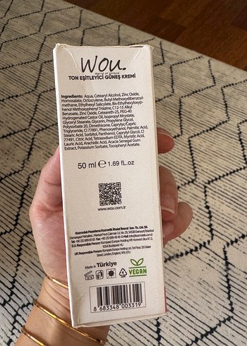  Beden Wou Pink Touch Ton Eşitleyici Güneş Kremi SPF 50+
