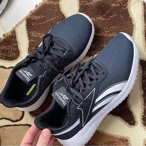 Reebok spor ayakkabı