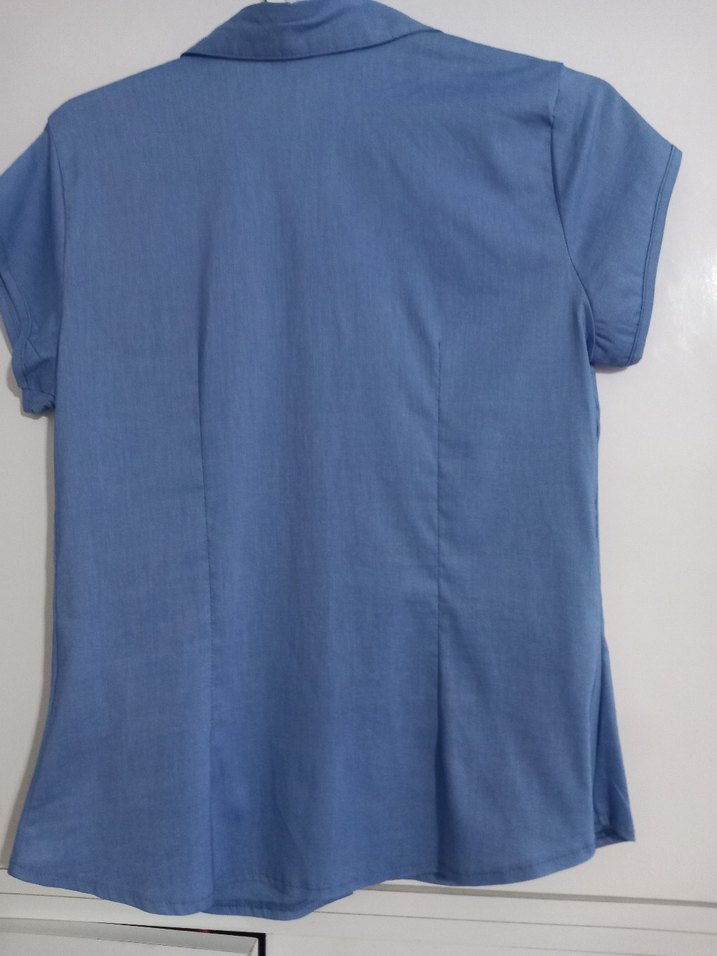 Mavi Kısa Kollu Düğmeli Kadın Gömlek - Görsel 3