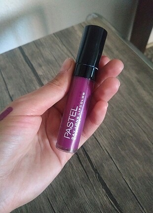  Beden Pastel likit ruj 